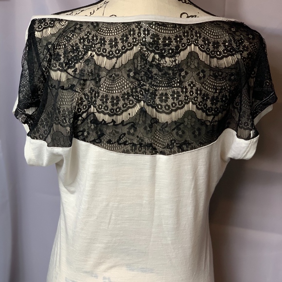 Hybrid Sleeveless Lace Back 3 Rose Top - Picture 3 of 6